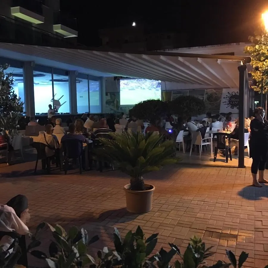 Hotel Renti Velipojë