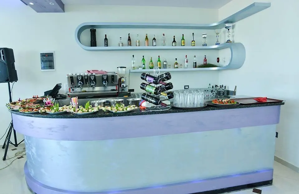 Hotel Renti Velipojë